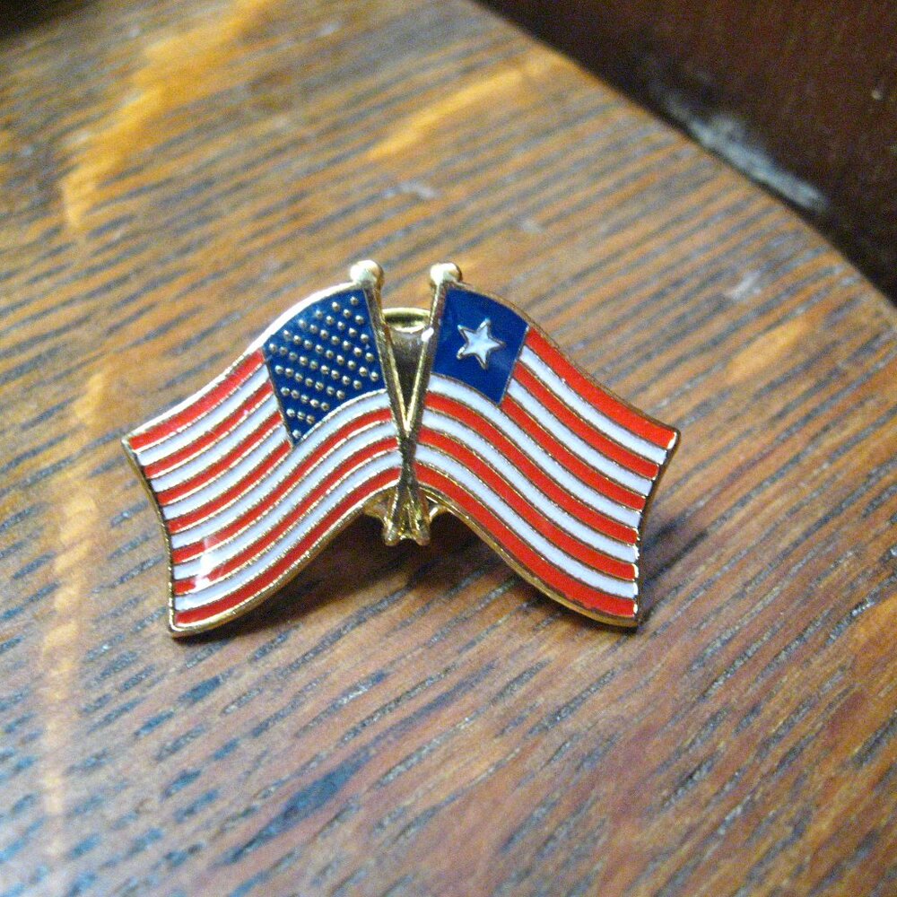 Usa / Liberia Friendship Country Flags Lapel Pin